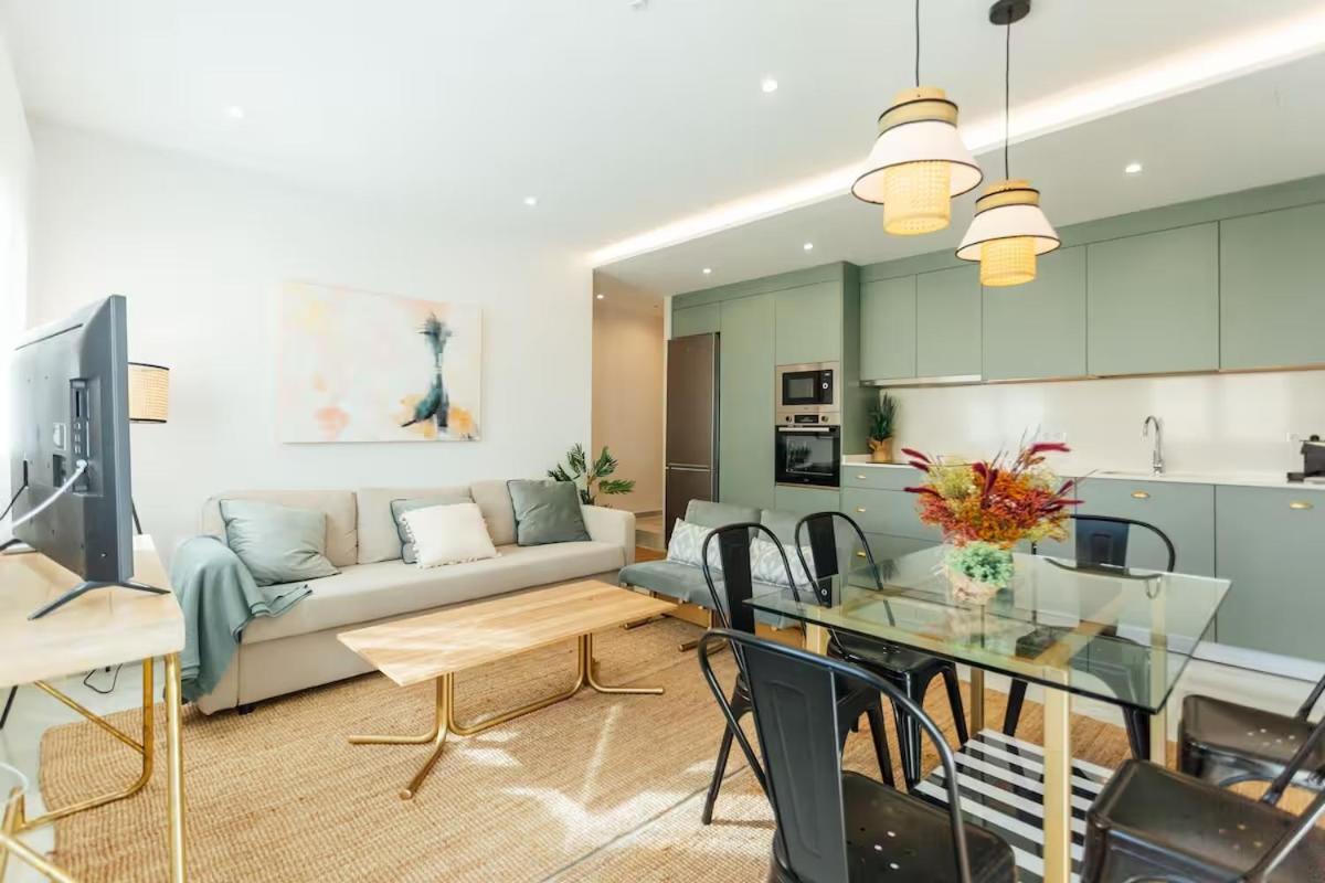 Reformed And Comfy- 2Bd 2Bth- Arenal Apartamento Sevilha Exterior foto
