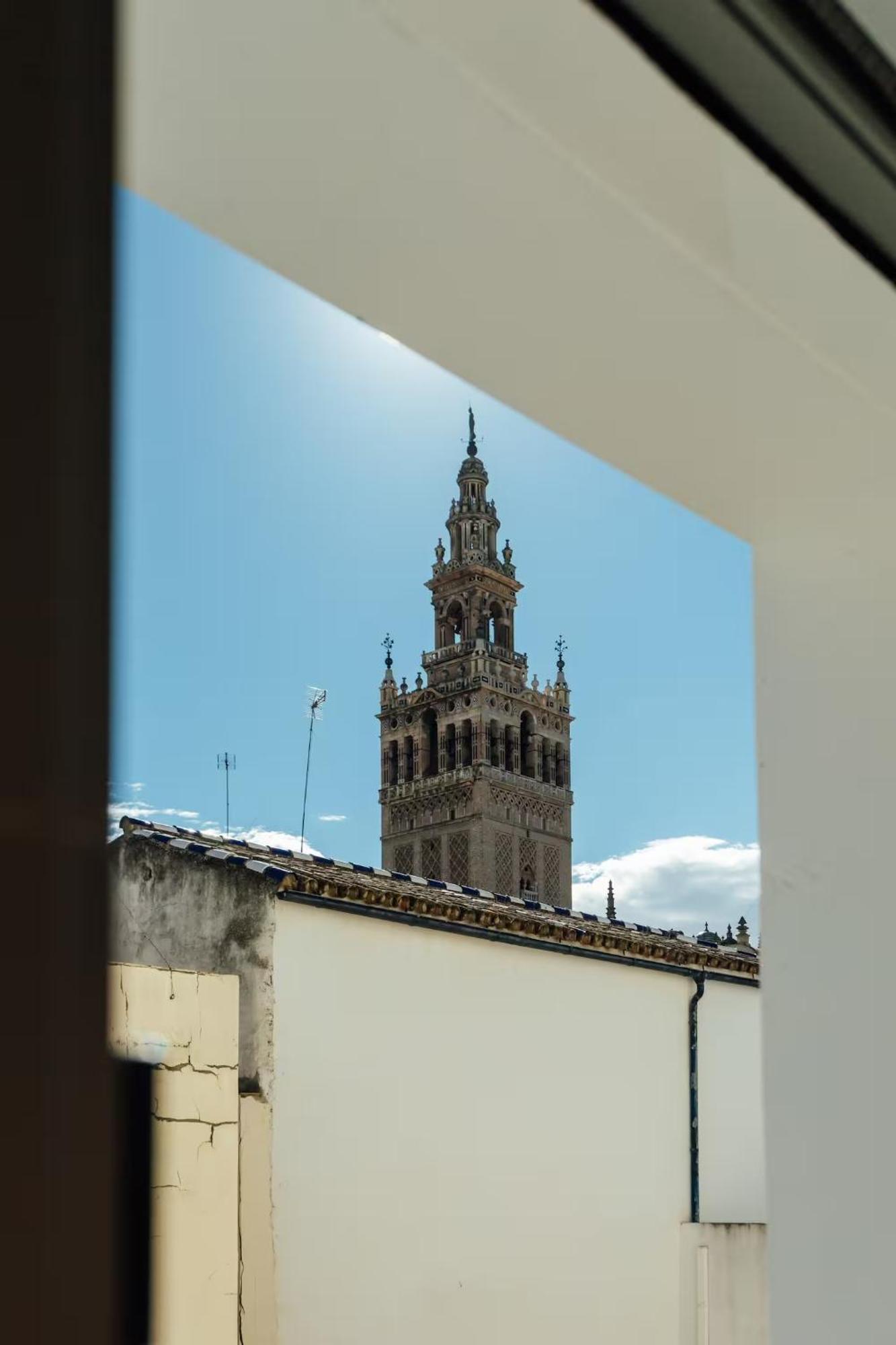 Reformed And Comfy- 2Bd 2Bth- Arenal Apartamento Sevilha Exterior foto