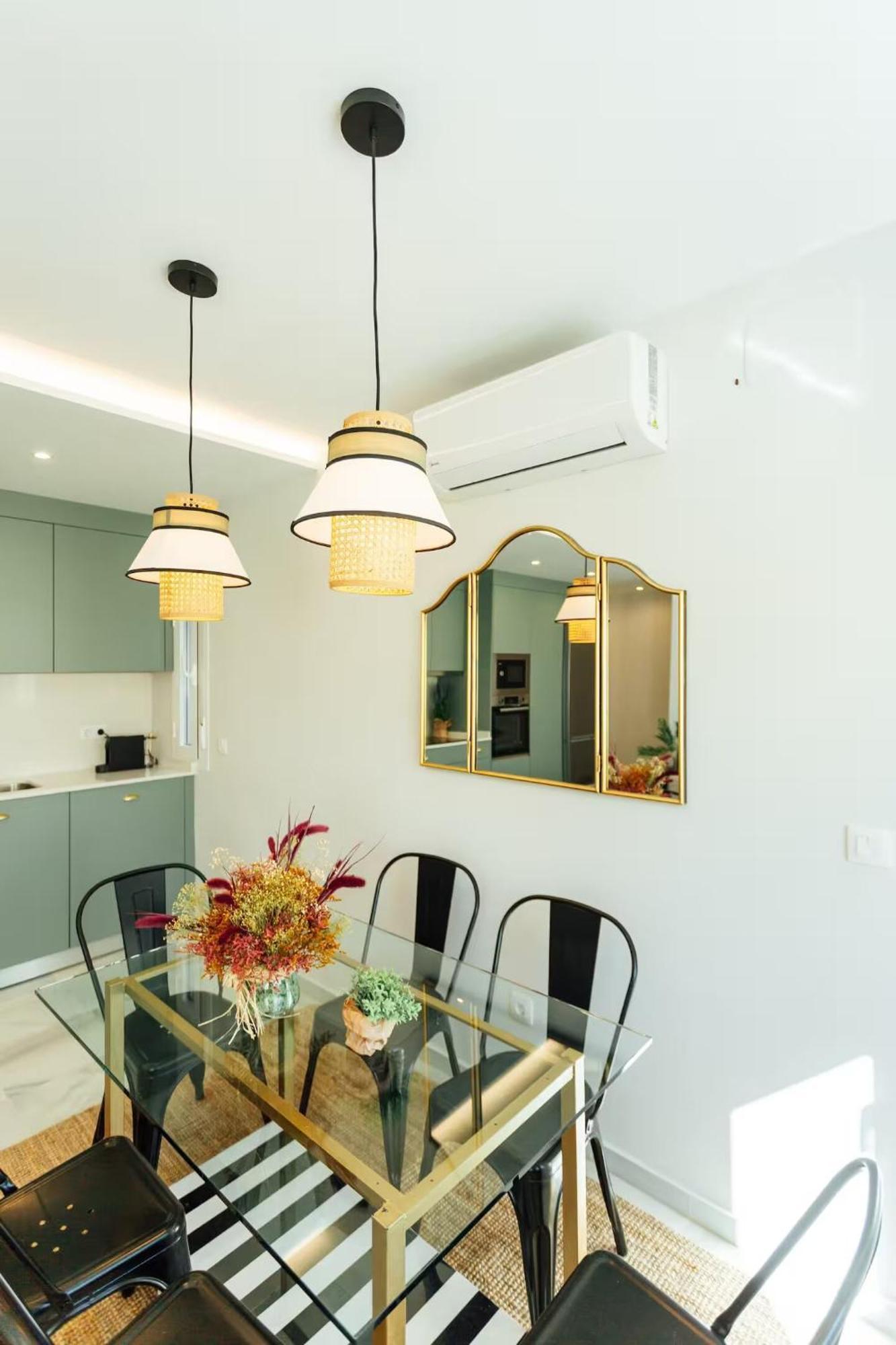 Reformed And Comfy- 2Bd 2Bth- Arenal Apartamento Sevilha Exterior foto