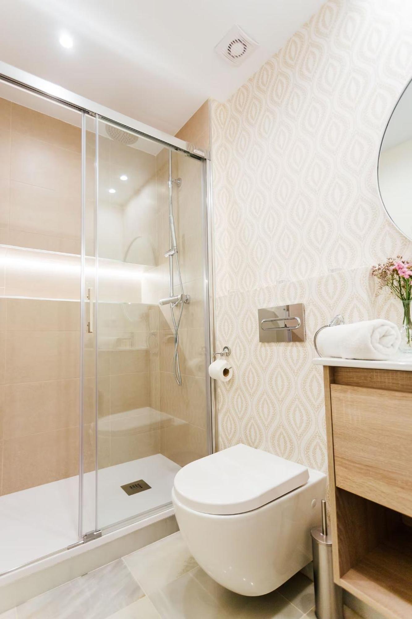 Reformed And Comfy- 2Bd 2Bth- Arenal Apartamento Sevilha Exterior foto