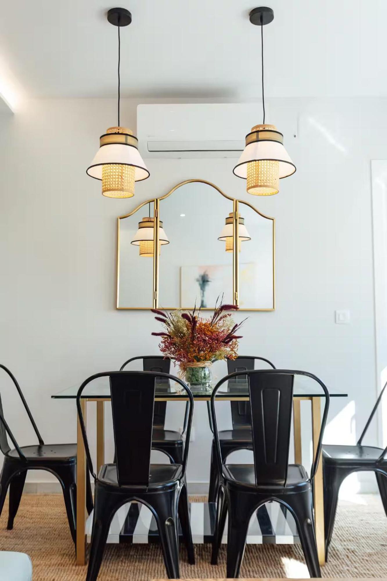 Reformed And Comfy- 2Bd 2Bth- Arenal Apartamento Sevilha Exterior foto
